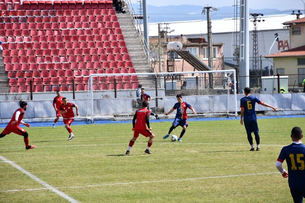 Sökespor, hazırlık maçında Torbalıspor´u 2-0 ile geçti
