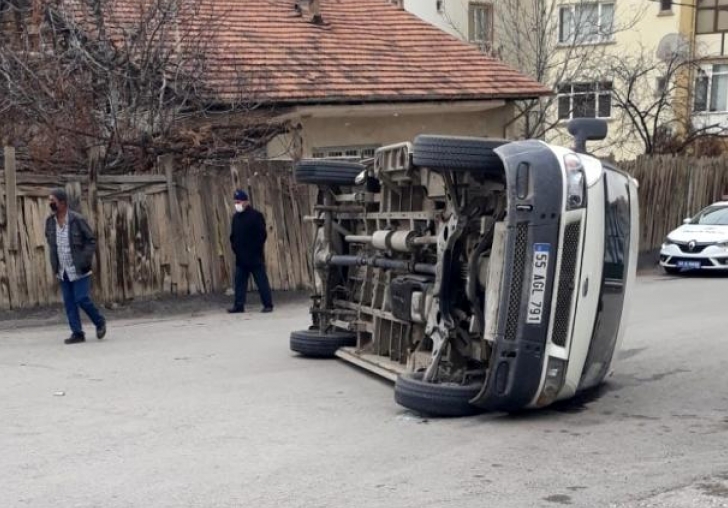 Son dakika 3. sayfa: Malatya'da trafik kazası: 1 yaralı