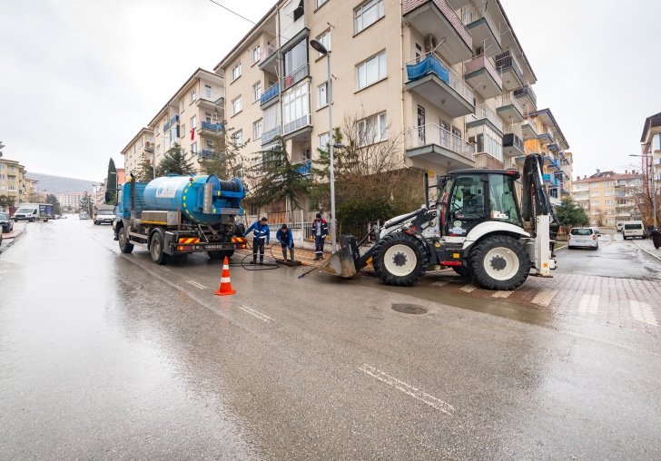 SU BASKINLARINA VE GÖLLENMELERE MASKİ  MÜDAHALE ETTİ