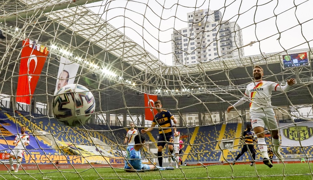 Süper Lig: MKE Ankaragücü: 3 - Göztepe: 0 (Maç sonucu)
