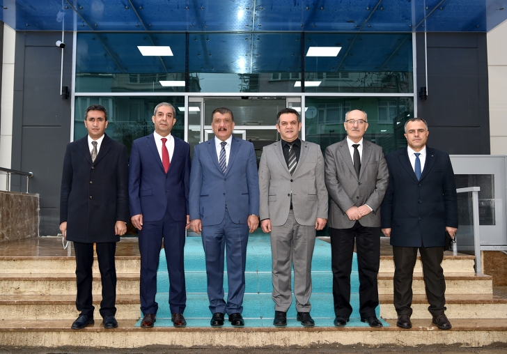 TAPU VE KADASTRO MÜDÜRLÜĞÜ HİZMET BİNASININ ŞEHRİMİZE HAYIRLI OLMASINI DİLİYORUM