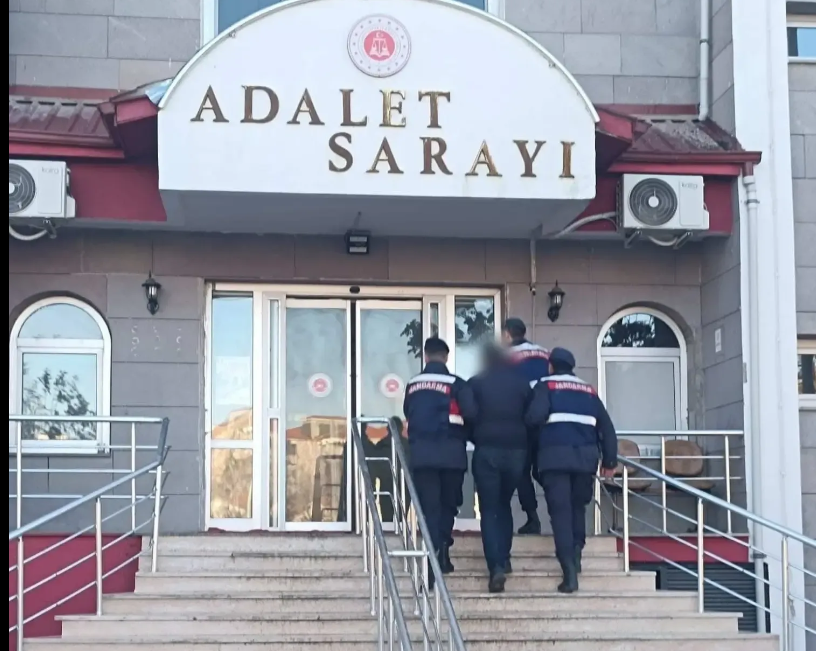 Tır şoförüne çarpıp kaçan sürücü tutuklandı