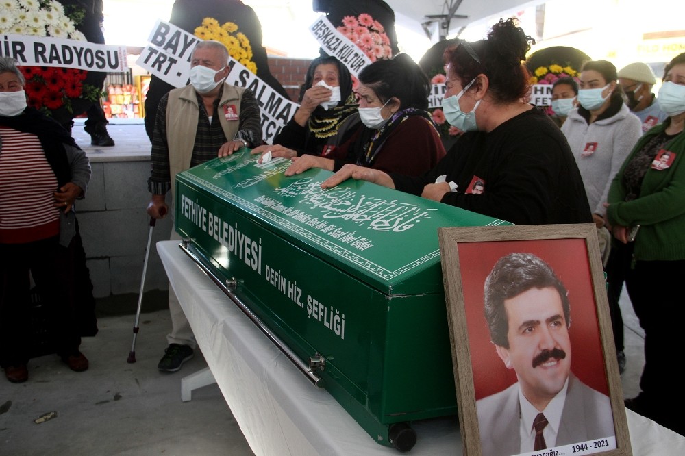 Türk Halk Müziği Sanatçısı Ahmet Günday, Fethiye´de toprağa verildi
