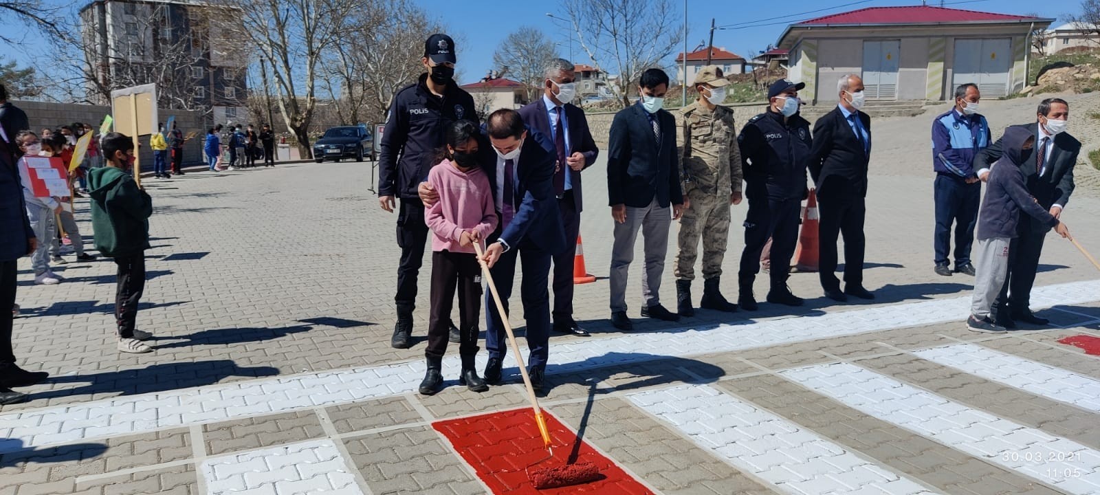 Tut´ta kırmızı çizgi çizildi
