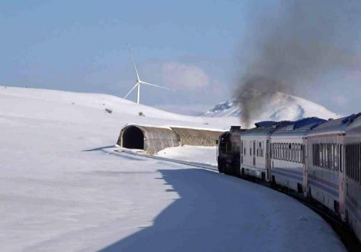 Ulaşımda alternatif çözüm Vangölü Ekspresi