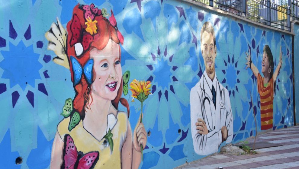 Üniversiteliler Malatya Duvarlarını Renklendiriyor