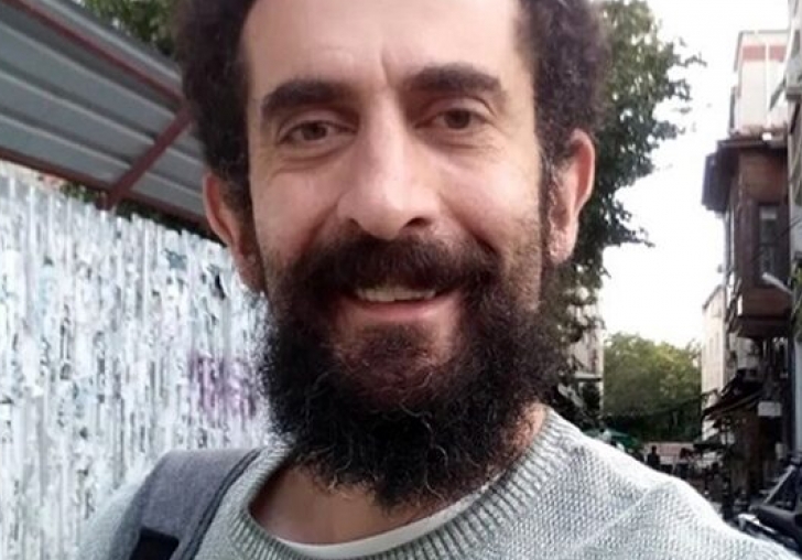 Ünlü Sanatçının Oğlu Hayatını Kaybetti!