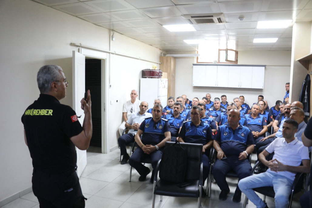 Uyuşturucuyla Mücadelede Zabıtaya Önemli Seminer
