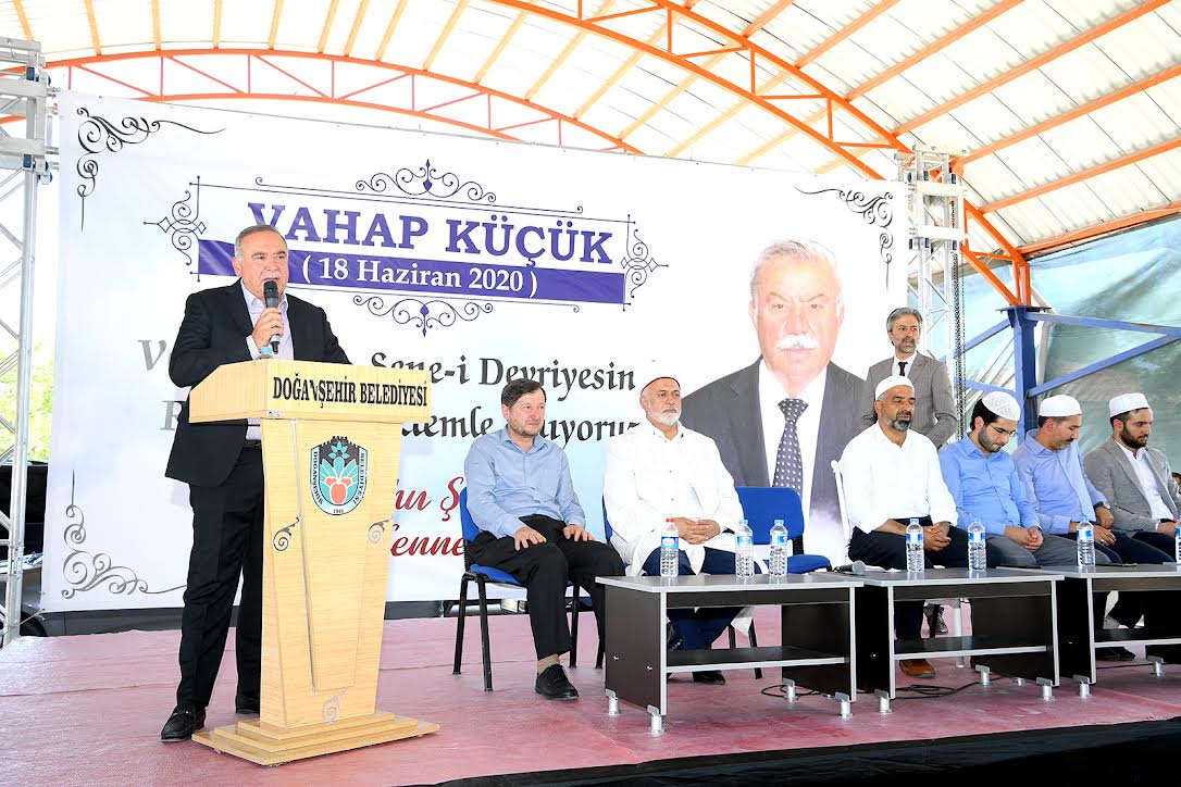 Vahap Küçük Dualarla Anıldı