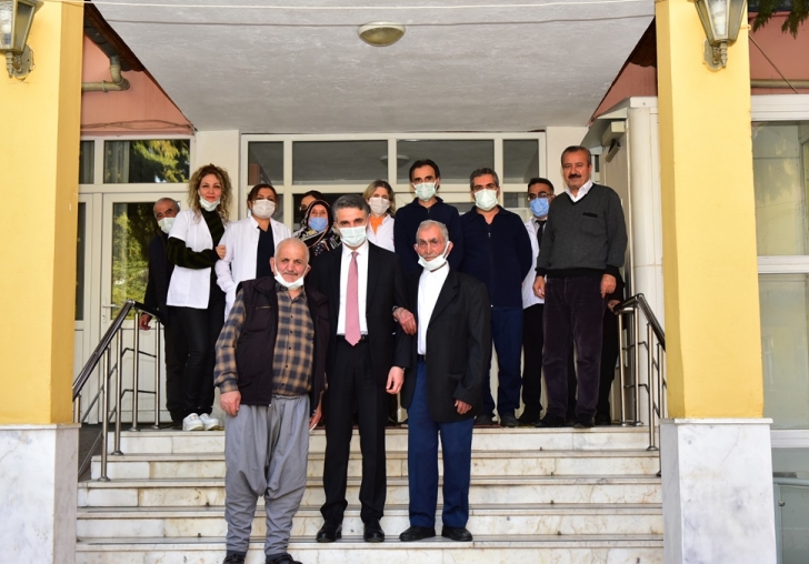 Vali Baruş Huzurevi Sakinleriyle Bir Araya Geldi