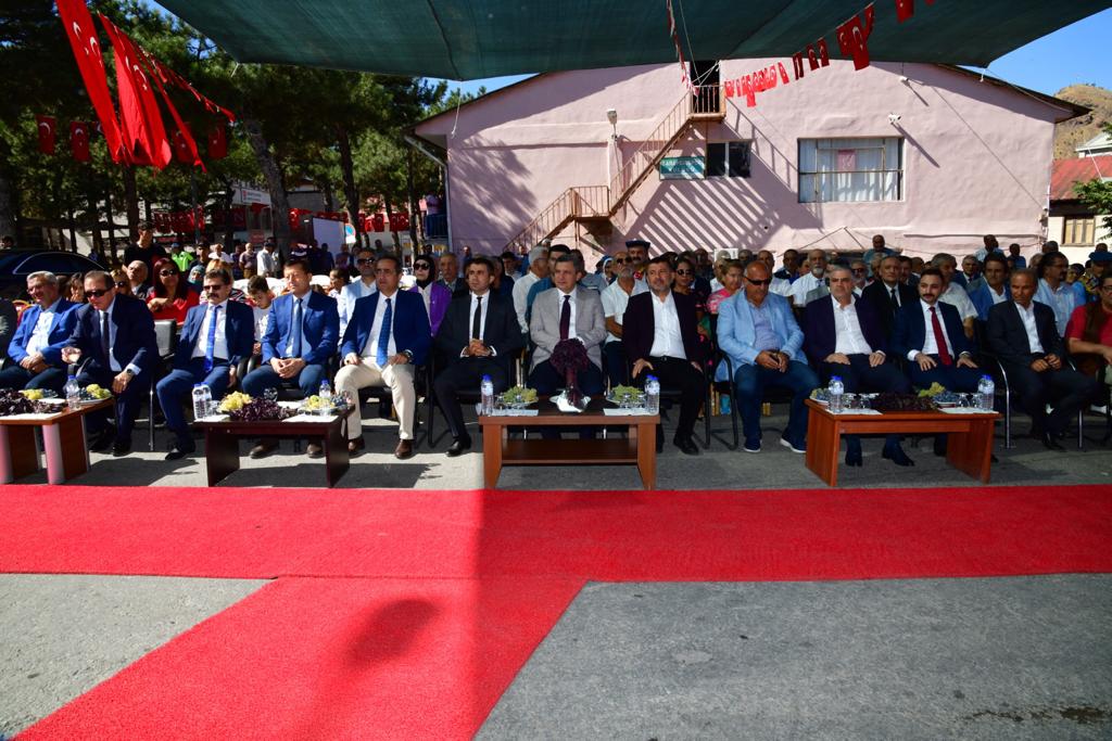 Vali Hulusi Şahin, 25. Arapgir Bağbozumu ve 1. Mor Reyhan Hasat Şenliklerine Katıldı