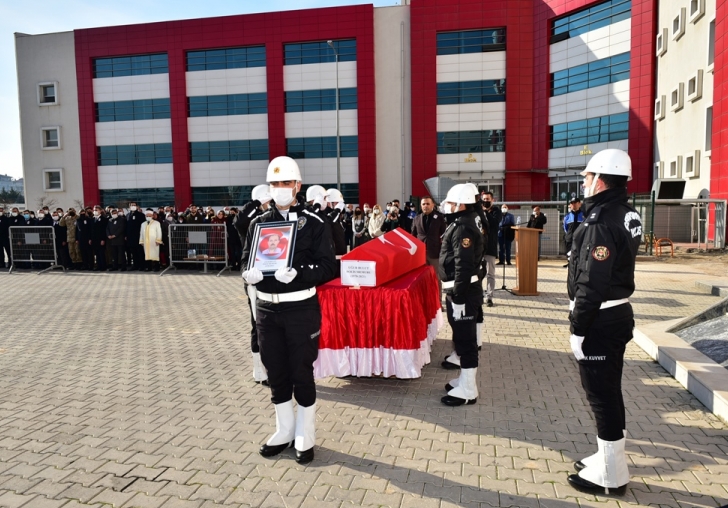 Vefat Eden Polis Memuru İçin Tören Düzenlendi