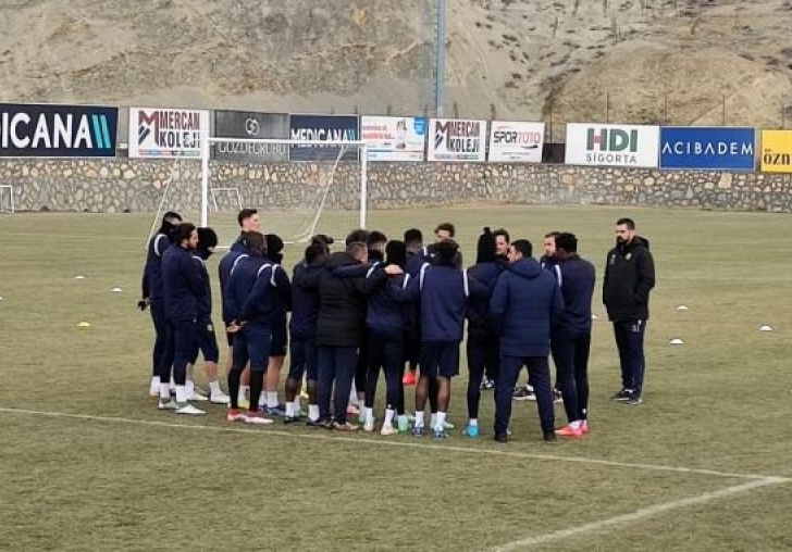 Yeni Malatyaspor'da Adem Büyük yönetiminde ilk idman gerçekleşti