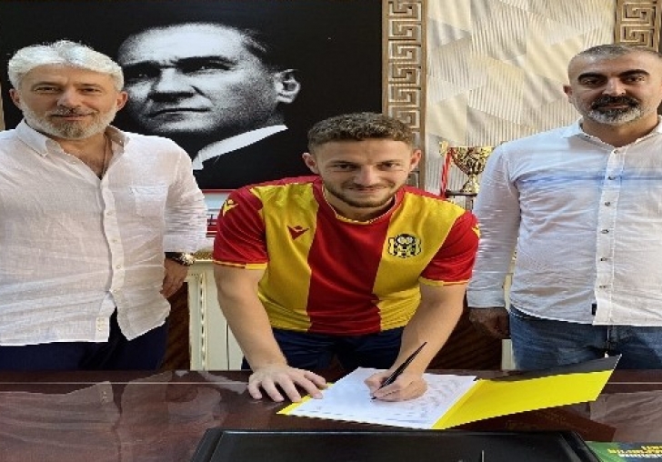 Yeni Malatyaspor'da genç forvetin sözleşmesi uzatıldı