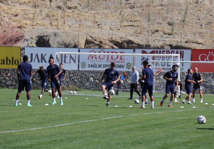  Yeni Malatyaspor, milli araya galibiyetle girmek istiyor