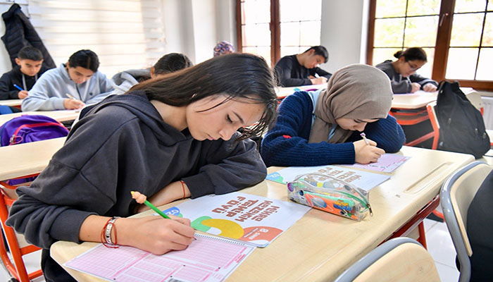 Yeşilyurt Belediyesi’nden Öğrencilere Ücretsiz Kurs Desteği!