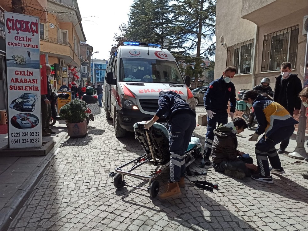 Yine ara sokak, yine kurye kazası
