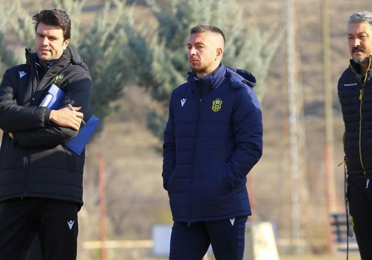 YMS'de Futbolcular Erteleme Maçı İçin Antrenmana Çıktı