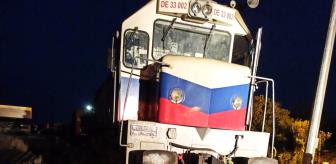 Yük Treni Hemzemin Geçitte Eşek Arabasına Çarptı: 1 Ağır Yaralı